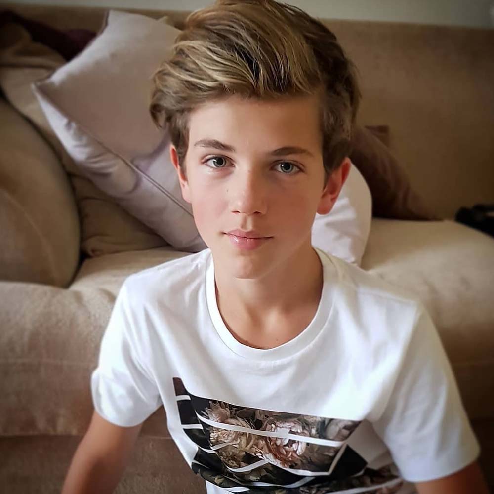 Teen boy wanking